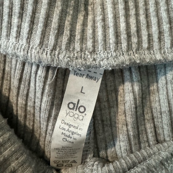 ALO Ribbed sweats size large - Picture 6 of 6